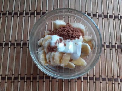 Blynai su bananų, grietinės ir kakavos įdaru Žingsnis 4