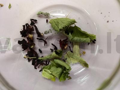 Žolelių arbata su mandarinų Žingsnis 1