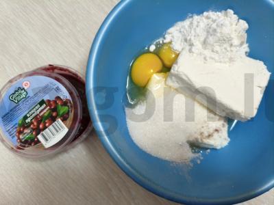 Sūrio blynai su spanguolių įdaru Žingsnis 2