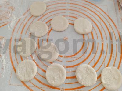 Varneliai su vyšniomis pietums Žingsnis 4