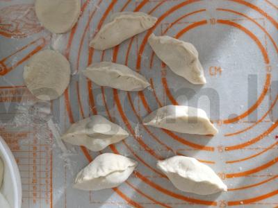 Varneliai su vyšniomis pietums Žingsnis 6