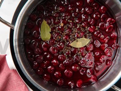 Vištiena su vyšnių padažu Žingsnis 6