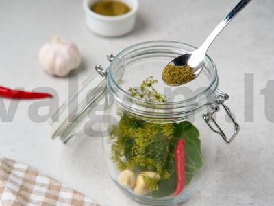 Marinuoti agurkai „Meduoliai“ Žingsnis 2