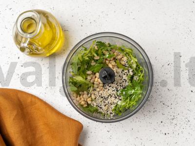 Salotos su persimonu ir pesto Žingsnis 1