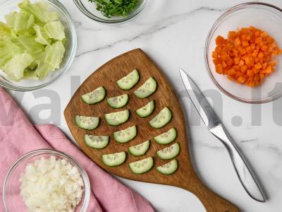 Vištienos skrandžiai su grikių koše ir salotomis Žingsnis 3