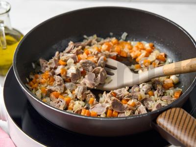 Vištienos skrandžiai su grikių koše ir salotomis Žingsnis 6