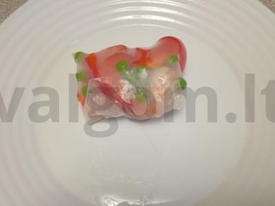 Ryžių popieriaus suktinukai su krevetėmis ir daržovėmis Žingsnis 5