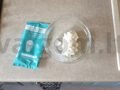 Balti ledų keksiukai Žingsnis 1