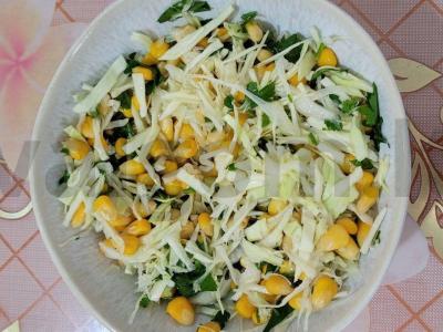 Šviežias salotas „Gandriukas“ pagrindine nuotrauka