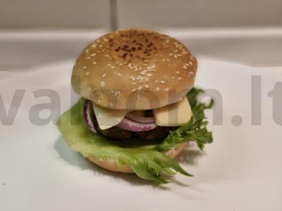 Sultingas burgeris su česnako padažu pagrindine nuotrauka