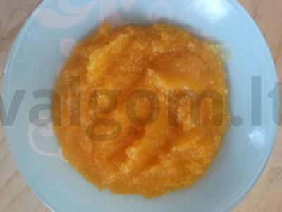 Moliūgų košė su kukurūzų kruopomis pagrindine nuotrauka