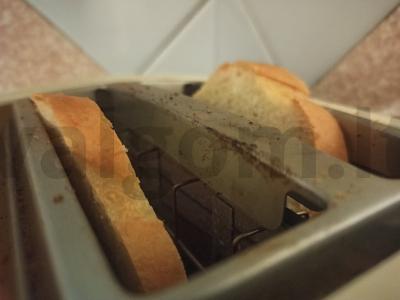 Salotas su pomidorais, sūriu ir marinuotais pipirais „Fantazijų skrydis“ Žingsnis 1