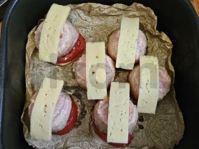 Kotletai su pomidorais ir sūriu pietums Žingsnis 3