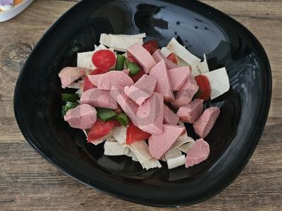 Sotūs pusryčiai iš lavašo ir kiaušinių Žingsnis 4