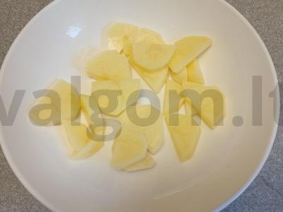 Vištienos sparneliai su bulvėmis lėtoje viryklėje Žingsnis 1