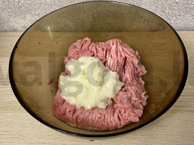 Kepti vištienos faršo kotletai su sūriu Žingsnis 2