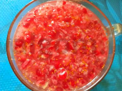 Karštas gėrimas su imbieru ir spanguolėmis Žingsnis 3