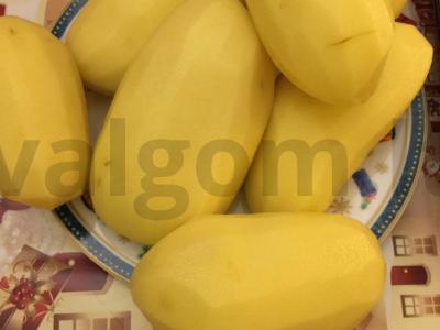 Skani bulvė su sūdyto šoninės gabalėliais Žingsnis 1