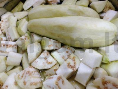 Baklažanų ir vištienos sriuba Žingsnis 1