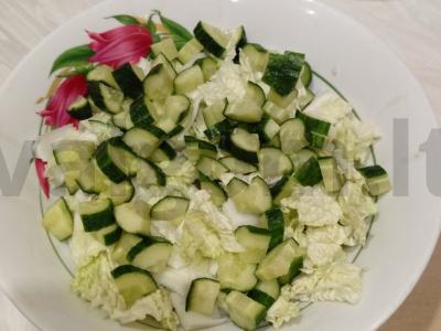 Daržovių salotas su mocarela augaliniame aliejuje Žingsnis 2