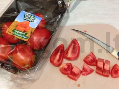 Daržovių salotas su mocarela augaliniame aliejuje Žingsnis 4