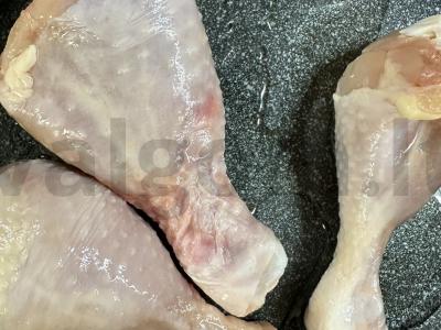 Troškinti bulvės su blauzdomis vakarienei Žingsnis 1