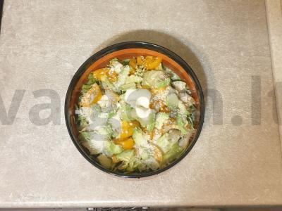 Sultingas salotas su rukola ir avokadu Žingsnis 4