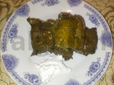 Dolma su bulguru ir mėsos faršu pagrindine nuotrauka