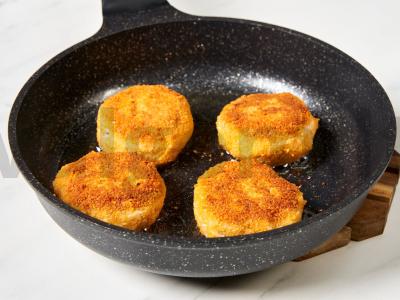 Sultingi vištienos kotletai Žingsnis 7