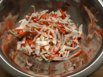 Krabų salotas su bulvėmis Žingsnis 1