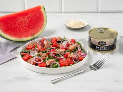 Vaisių salotos su arbūzu ir kumpiu pagrindine nuotrauka