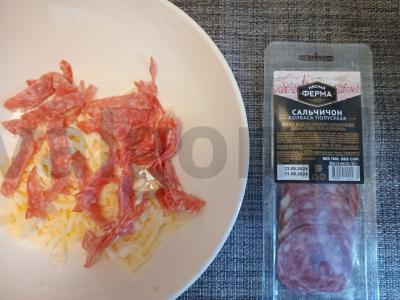 Sluoksniuotos bandelės su sūriu, dešra ir krapais Žingsnis 2