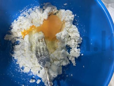 Patingėlių virtinukai iš lieso varškės Žingsnis 1