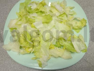 Daržovių salotos su karališkomis krevetėmis ir citrinos-medaus padažu Žingsnis 1