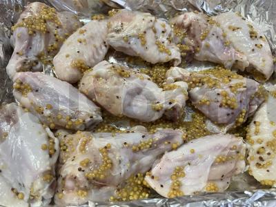 Vištienos sparneliai su grūdėta garstyčia ir medumi Žingsnis 4