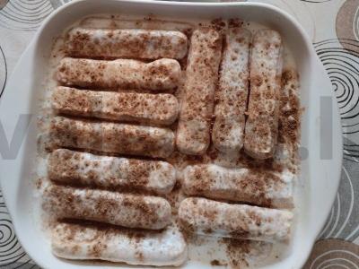 Riešutų tortas iš sausainių su grietinėlėmis ir kondensuotu pienu Žingsnis 5