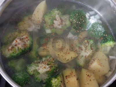 Kreminė brokolių sriuba Žingsnis 4