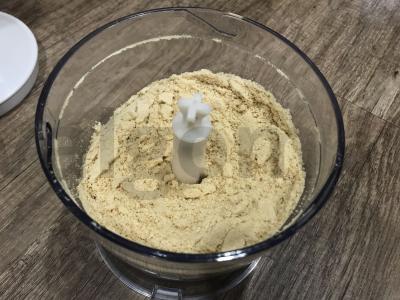 Sūrio pyragas su bananais ir varške be kepimo Žingsnis 2