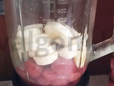 Braškių-bananų smūgis Žingsnis 2