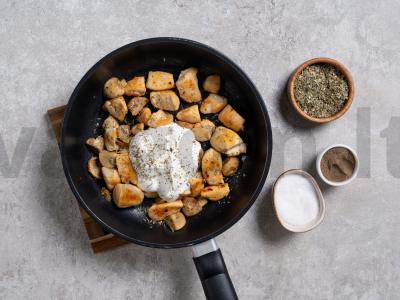 Vištiena su pievagrybiais grietinėje Žingsnis 6