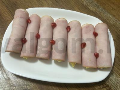 Karpadų ritinėliai su granato sėklomis pagrindine nuotrauka