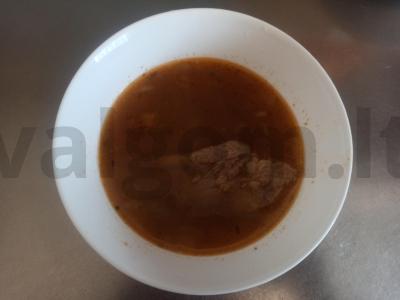 Aštrus grikių sriuba su pomidorų pasta pagrindine nuotrauka