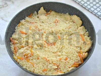 Ryžiai su vištiena ir paprika keptuvėje Žingsnis 7