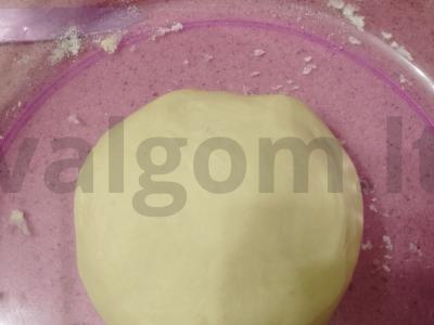 Koldūnai iš kiaulienos faršo Žingsnis 1