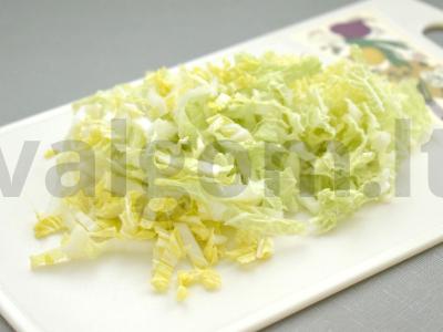 Greitas salotas su krevetėmis ir kopūstais Žingsnis 2