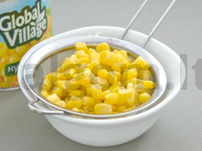 Greitas salotas su krevetėmis ir kopūstais Žingsnis 4