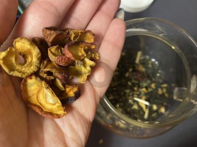 Ivano arbata su obuoliu ir erškėtuogėmis Žingsnis 4