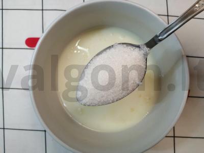 Pankekai su pienu be kiaušinių Žingsnis 3