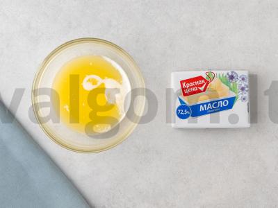 Vaisių keksiukai su vyšniomis Žingsnis 1