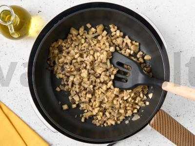 Čeburekai su grybais ir sūriu Žingsnis 2